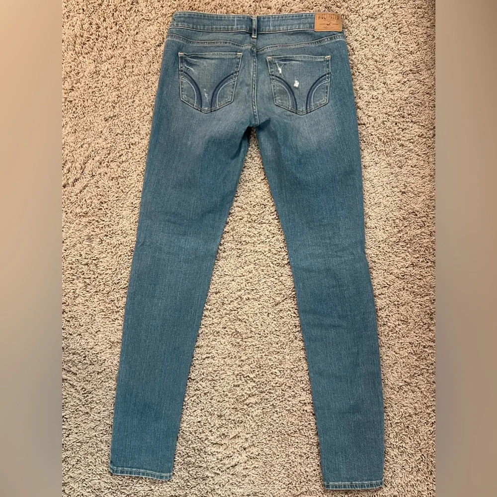 Hollister Skinny Jeans - Size 7R - Picture 6 of 9